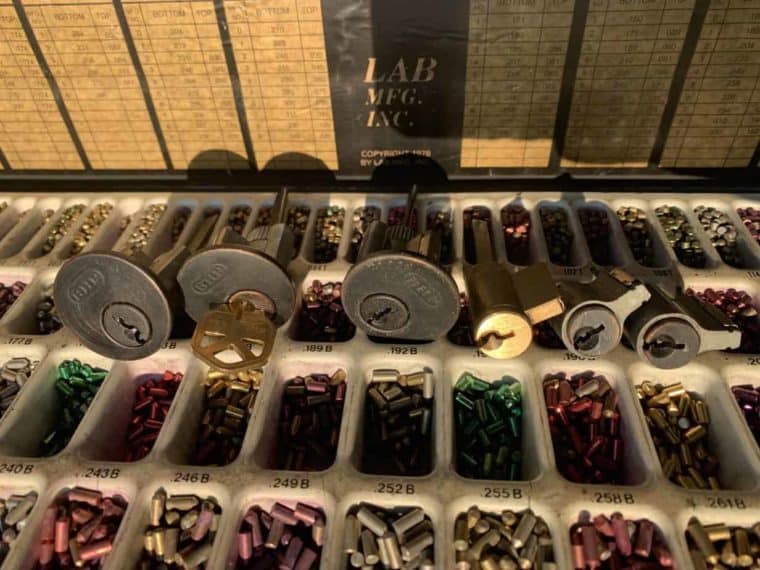 Rekey, Rekey locks