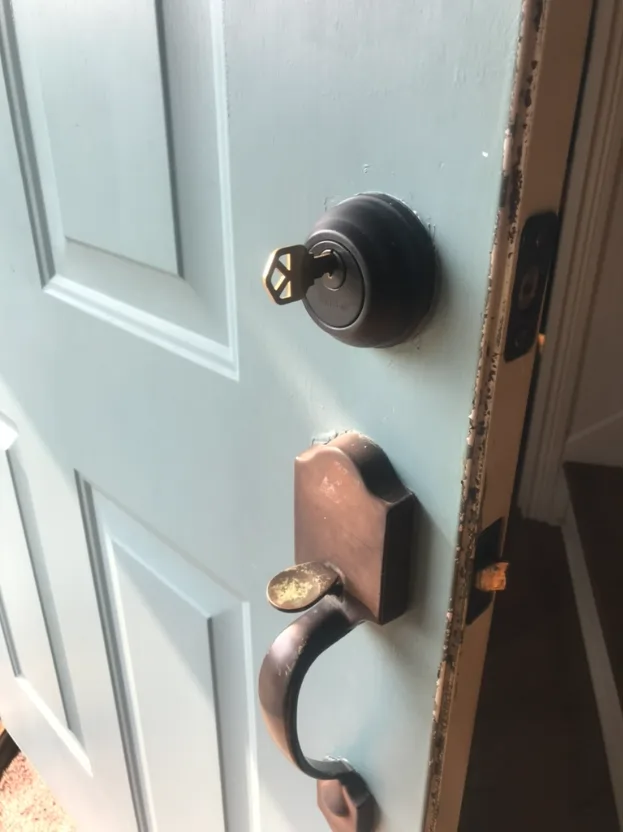 Locksmith, What does a locksmith do